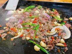 -湖南大姐特色铁板烧(城店路店)