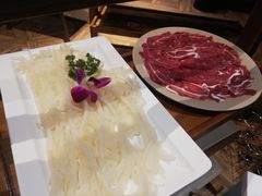 -领鲜潮牛鲜牛羊肉火锅(宏昌店)