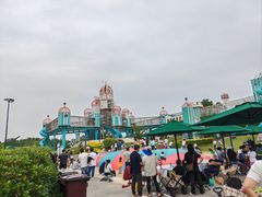 -季高兔窝窝亲子园(上海薰衣草公园店)