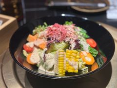 -山川小町·极番烧肉(新地假日广场店)