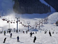 -丝绸之路山地度假区滑雪场