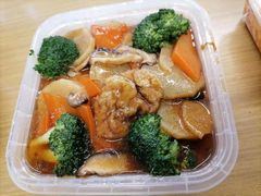 -金时代顺风大酒店(临港百联店)
