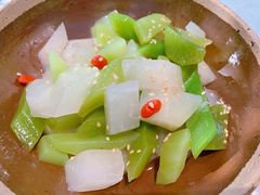 -泉畔人家·老济南经典鲁菜(大明湖店)