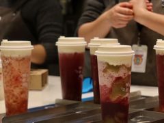 -喜茶(杭州滨江宝龙店)