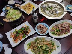 -东北风味思缘食府(对湖路店)