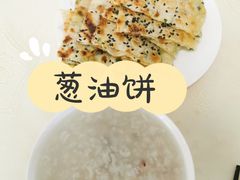 -爱的果实月嫂育婴师(世纪东方店)