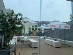 -UNI UNI(环亚凯瑟琳店)