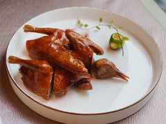 乳鸽-广州文华东方酒店·江-由辉师傅主理