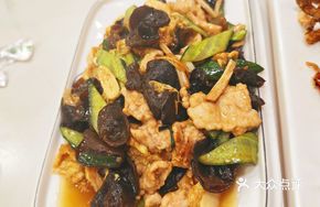 Cucumber and Egg Stir-fried with Meat