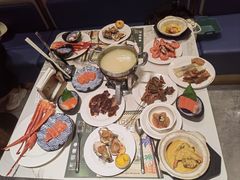 -金马门国际美食百汇(珞喻路店)