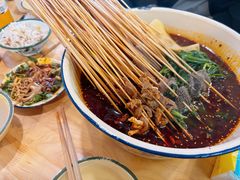 -拈签一笑黄牛肉辣卤串串