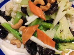 -肘子酥·天津菜·特色捞面(德云社店)