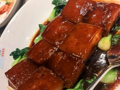秘制红烧肉-佬太公海鸭·海鲜大排档(上海总店)