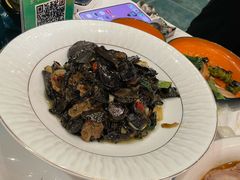-乡村馕坑肉·烧烤·新疆菜·本地人更爱吃(阿勒泰首店)