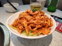 香辣牛板筋-老佛爷铜炉蛙锅(海岸城店)