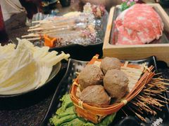 -湊湊火锅·茶憩(打浦桥日月光店)