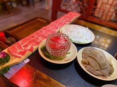 -在蜀里·一米肥牛老火锅(黄埔店)