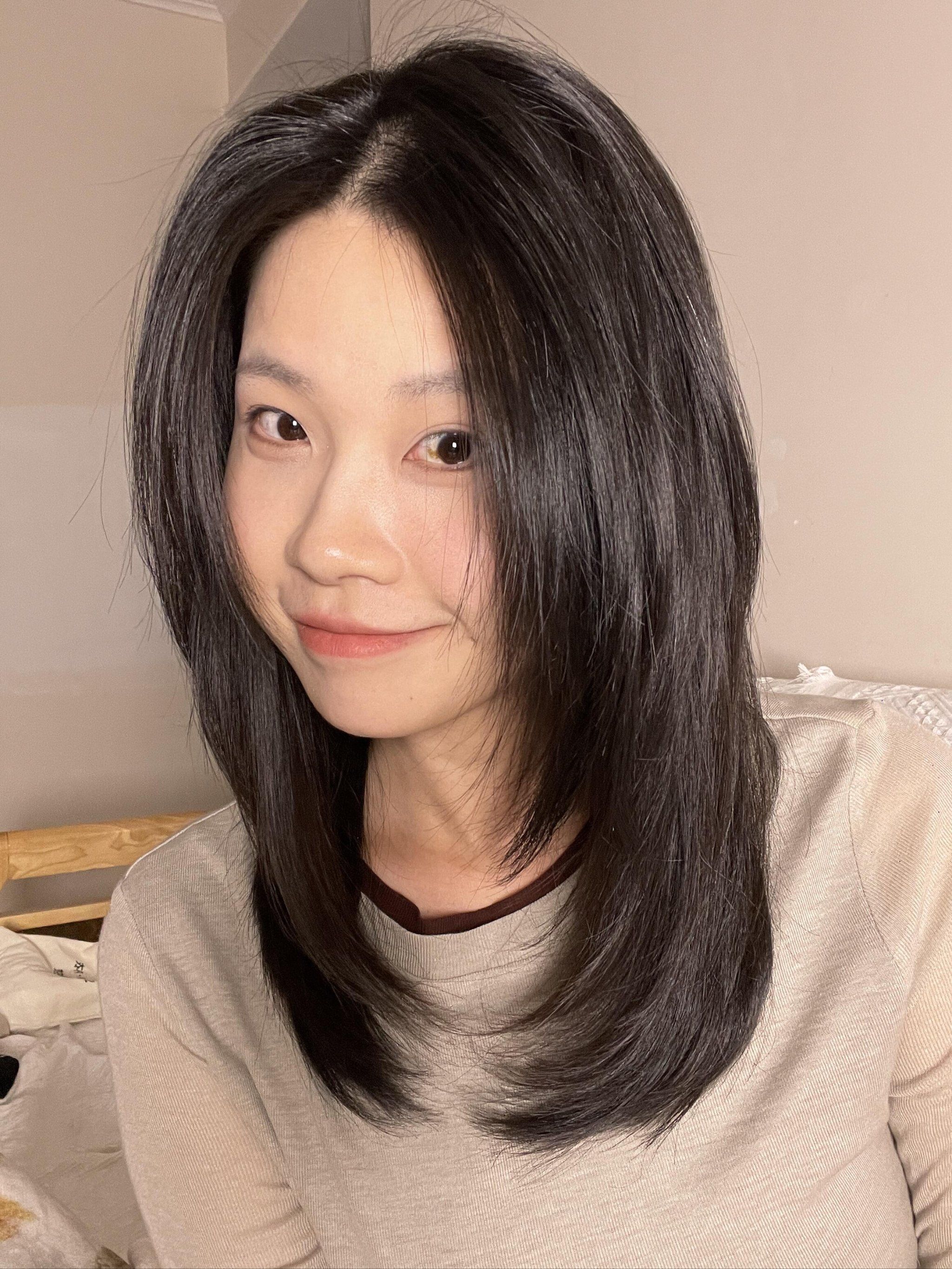 这家店给我设计了一个巨显脸小的发型