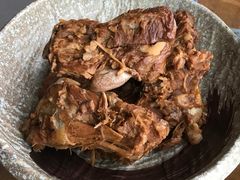 -95号酱骨·一块豆腐(展春园西路店)