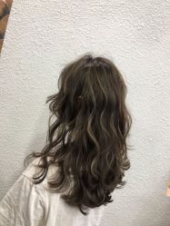 -COMO SALON 烫染可茉发型