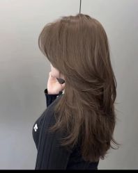 -镁连社·美联社