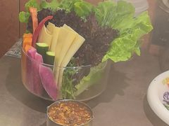 -锅飘飘·东北铁锅炖(雨花客厅店)