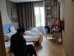 -如家酒店·neo(长沙步行街黄兴广场地铁站店)