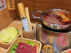 -独食火锅·半米屋台(直营总店)