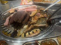 -炽城·烤肉名家(鸿达中央广场店)