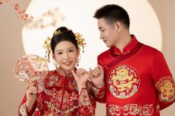 -雪中彩影婚纱摄影·微光艺术中心