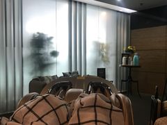 -奔驰上海利星(七宝店)