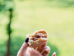 鲜肉月饼-长发西饼(临顿路店)
