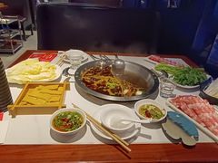 -华晟山城火锅(东城天下店)