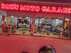 -席娜卡琳火车铁道夜市