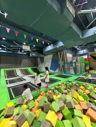 -反弹蹦床公园·亲子乐园·团建·派对(尚品奥莱店)