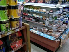 -全家便利店(银翔路店)