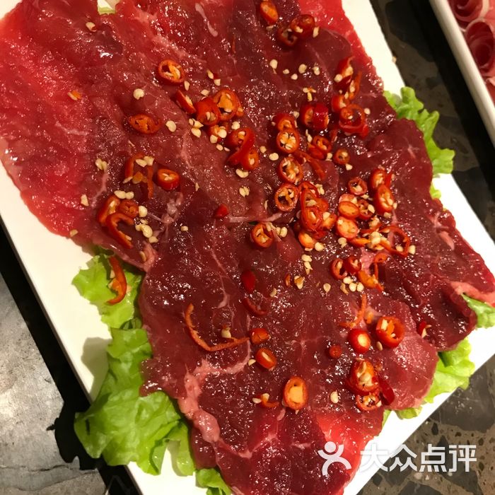 重庆地瓜老火锅泡椒牛肉图片