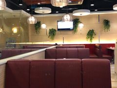 卡座-粤仔湾砂锅粥(广益哥伦布店)