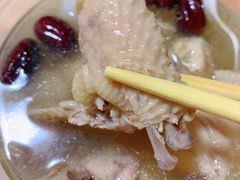 -燕子煨汤(山海关路店)