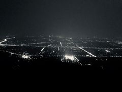 -鬼笑石后山停车场