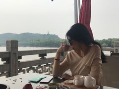 -湖畔居茶楼(湖滨店)