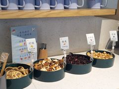 自助取餐区-蜜桃餐厅·伴山(绿宝广场店)