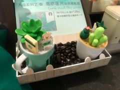 -星巴克(广州中华广场B1层店)