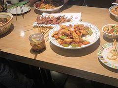 -巴依兄弟西域美食(机场店)