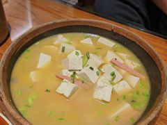 -泉畔人家·老济南经典鲁菜(大明湖店)