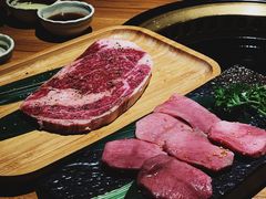 -炼火烤肉店