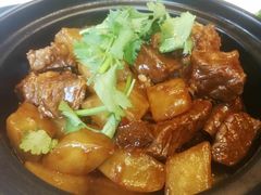 萝卜牛腩煲-广味轩(奥园店)