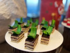 -云端西餐厅(南宁龙光那莲豪华精选酒店)