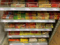 -新苗超市(科英布拉街店)