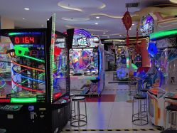 -meland·儿童乐园·游戏厅娃娃机·电玩Xbox(成都合生汇店)